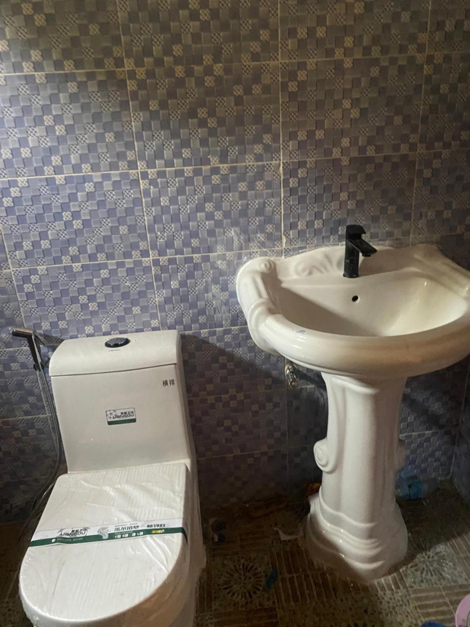 Debora Guest House Фрітаун Екстер'єр фото