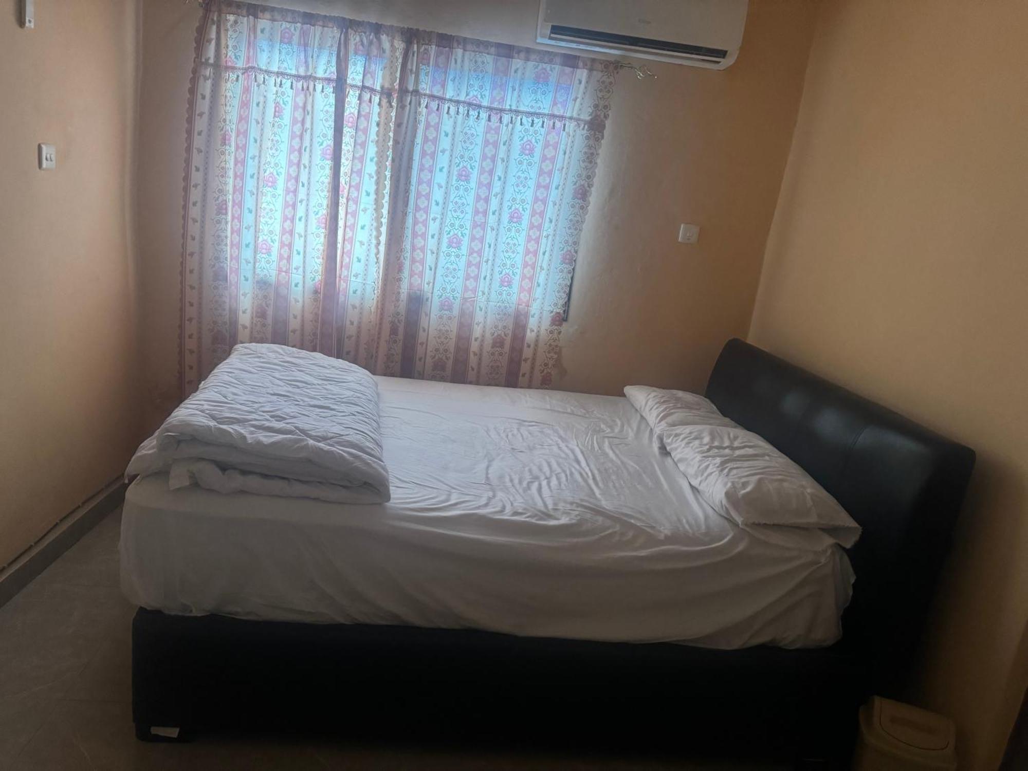Debora Guest House Фрітаун Екстер'єр фото
